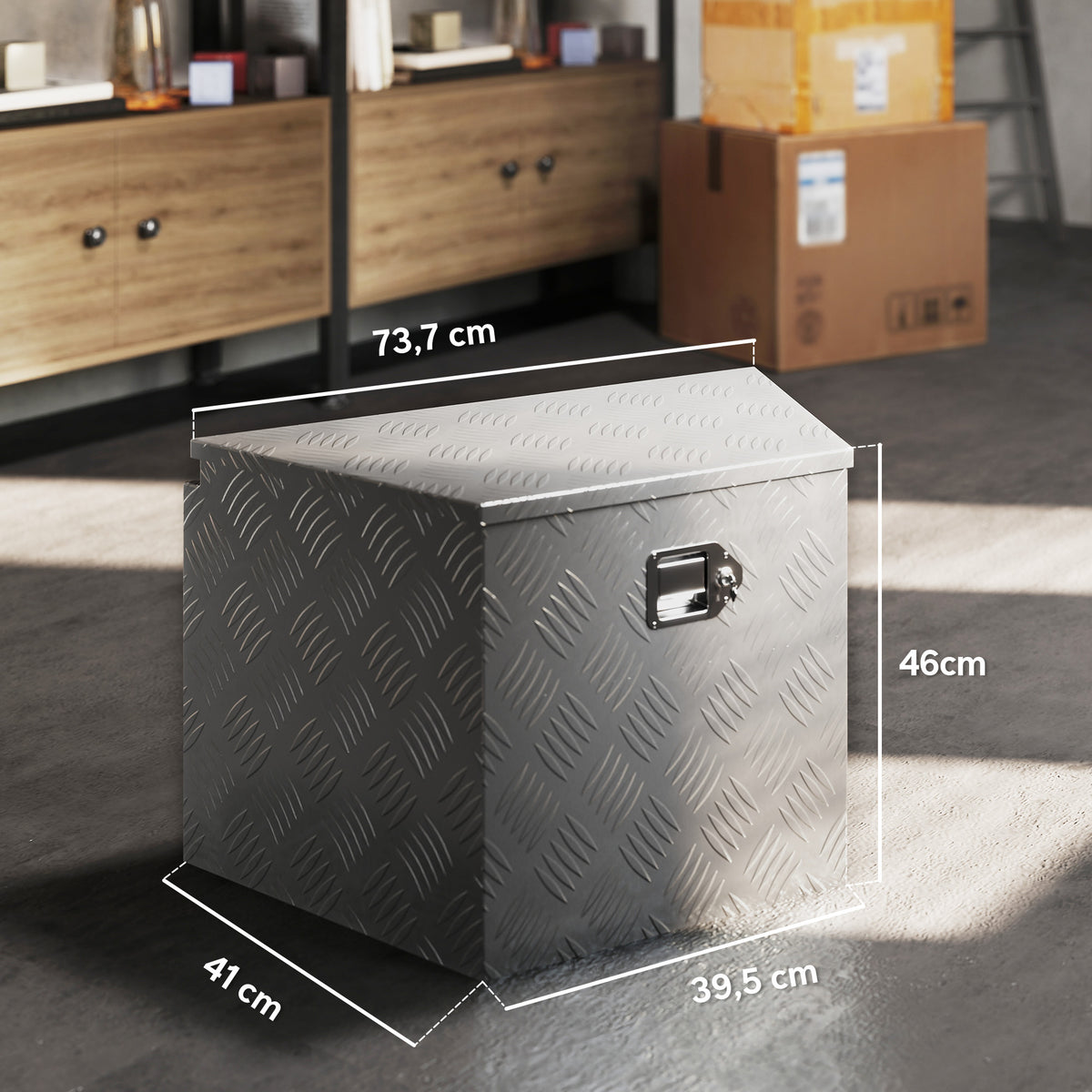 HOMCOM Werkzeugkasten für Anhänger aus Aluminium, abschließbar, in trapezförmigem Design, 73,7 x 41 x 46 cm, silber