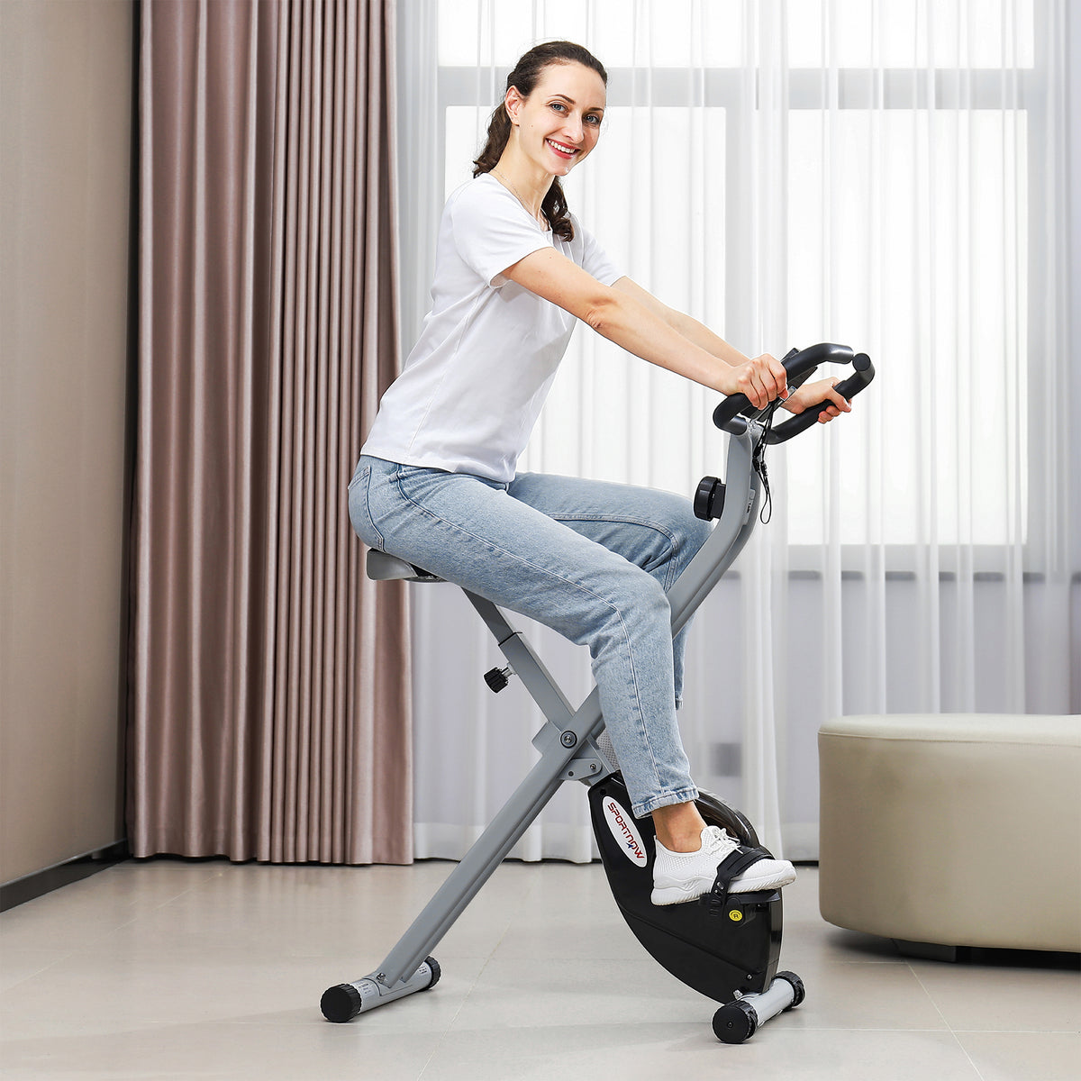 SPORTNOW Klappbares Heimtrainer-Fahrrad, leise mit 8-stufigem magnetischem Widerstand, verstellbarem Sitz, LCD-Bildschirm, Grau