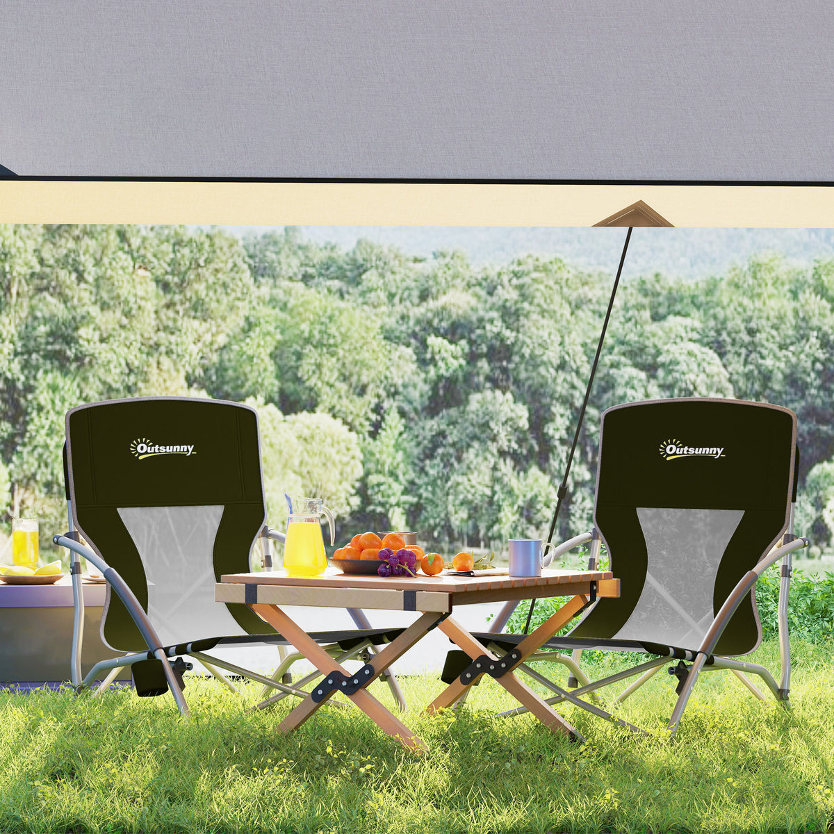 Outsunny Set von 2 klappbaren Strandstühlen, leichte Campingstühle mit Transporttasche und Becherhalter 58 x 55 x 62 cm Schwarz