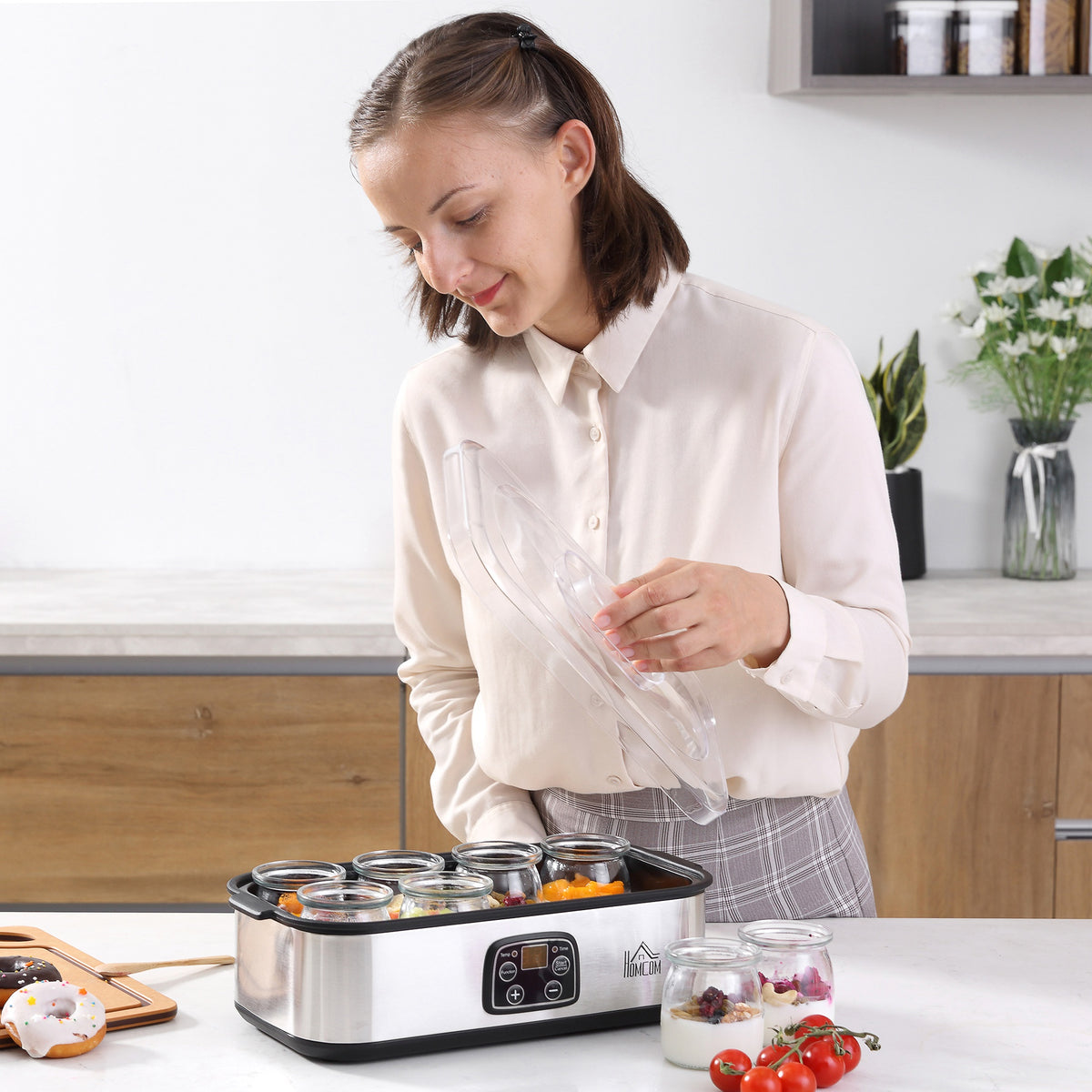 HOMCOM Joghurtbereiter 25W Joghurtmaschine mit LCD-Display 8 Joghurtgläser mit Deckel aus Glas 180ml einstellbare Temperatur und Zeit PC PP-Kunststoff Edelstahl Glas Silber 36 x 18,8 x 14 cm